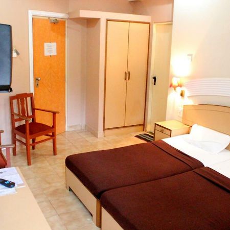 Amigo Plaza Hotel Colva Exterior foto