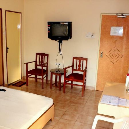 Amigo Plaza Hotel Colva Exterior foto