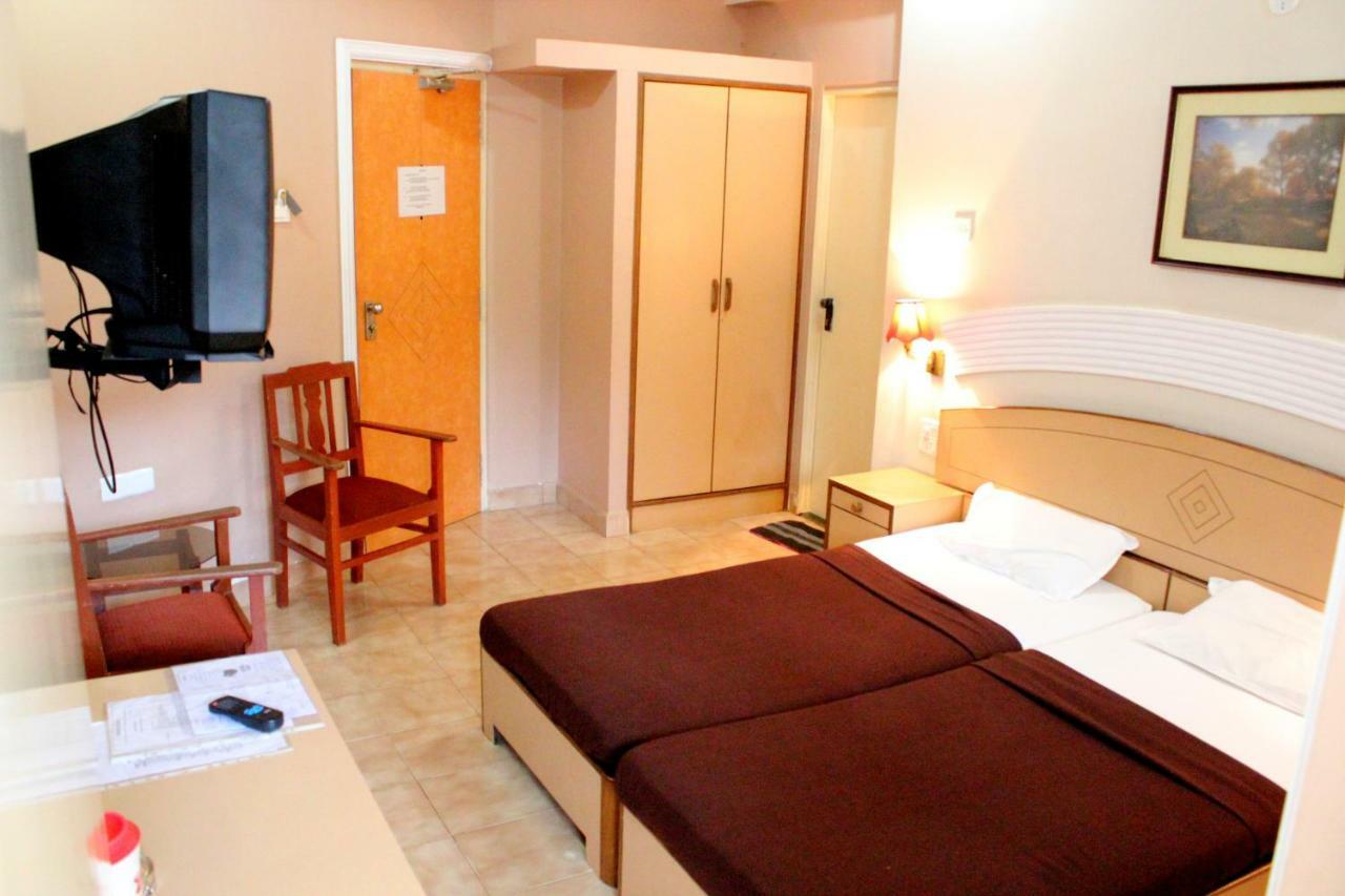 Amigo Plaza Hotel Colva Exterior foto
