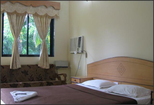Amigo Plaza Hotel Colva Exterior foto