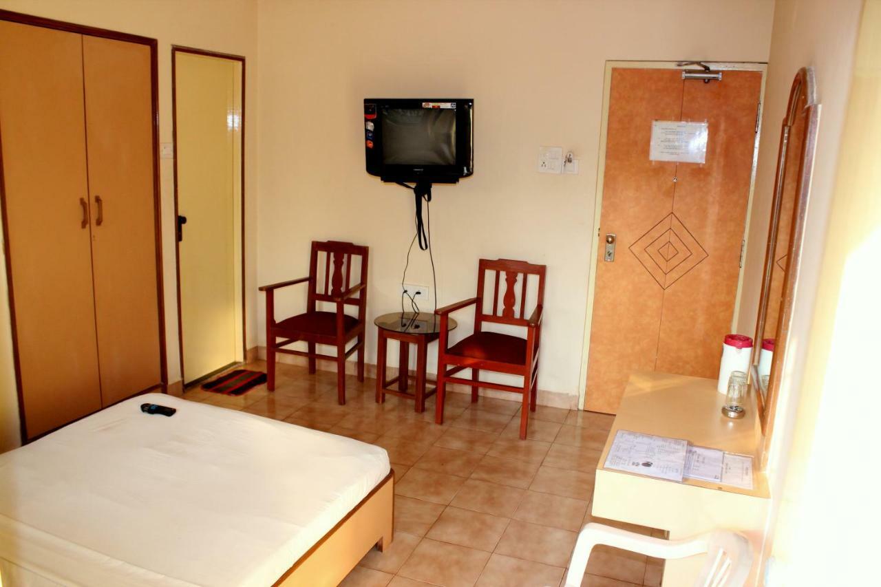 Amigo Plaza Hotel Colva Exterior foto