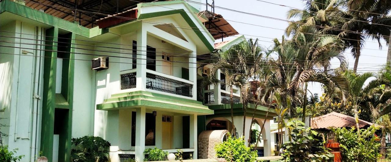 Amigo Plaza Hotel Colva Exterior foto