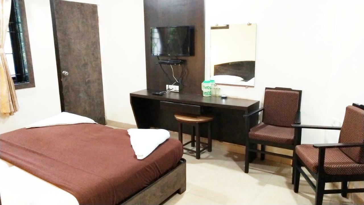 Amigo Plaza Hotel Colva Exterior foto